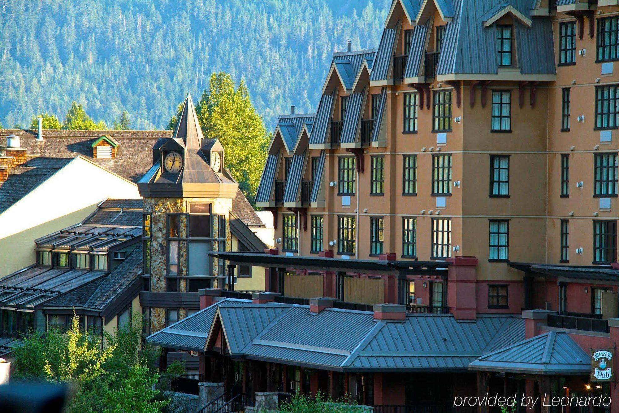 Clock Tower Resort Уислър Екстериор снимка
