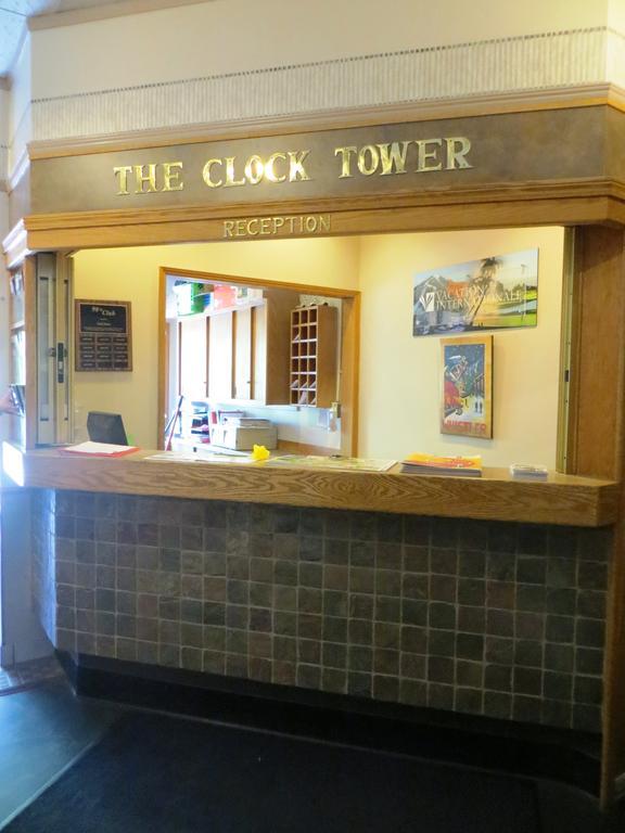 Clock Tower Resort Уислър Екстериор снимка